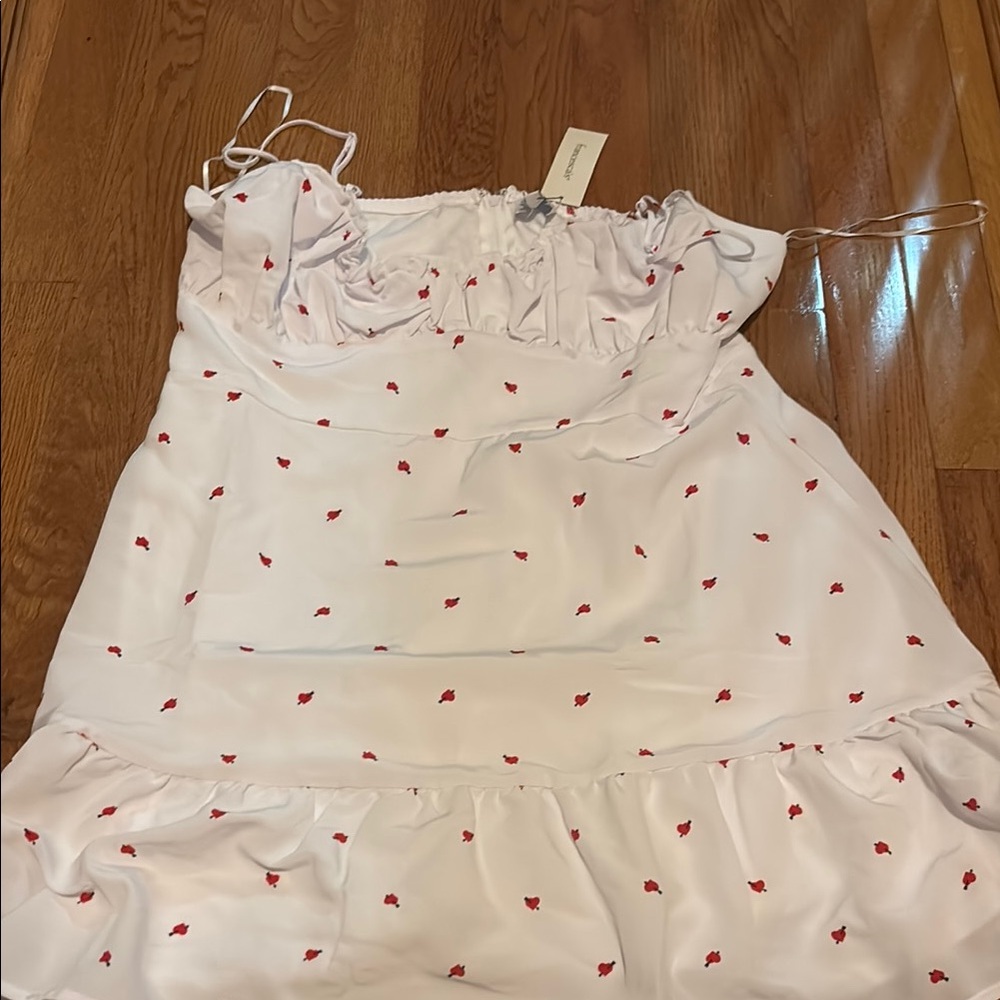 Francesca's Collections White and Red Midi Dress